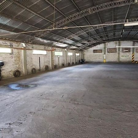Departamento Con Cochera Muy Bien Ubicado En Ciudad Mendoza Esterno foto