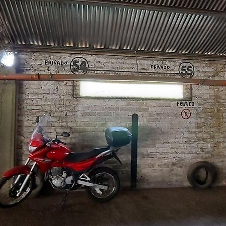 Departamento Con Cochera Muy Bien Ubicado En Ciudad Mendoza Esterno foto