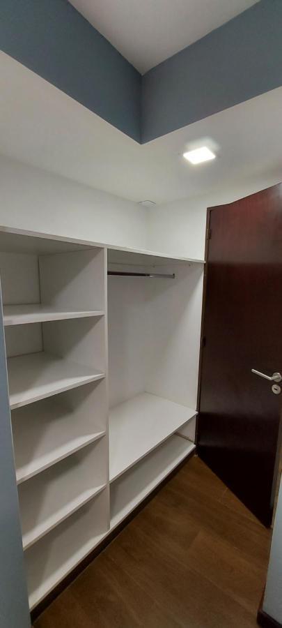 Departamento Con Cochera Muy Bien Ubicado En Ciudad Mendoza Esterno foto