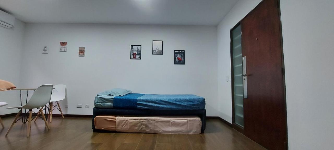 Departamento Con Cochera Muy Bien Ubicado En Ciudad Mendoza Esterno foto